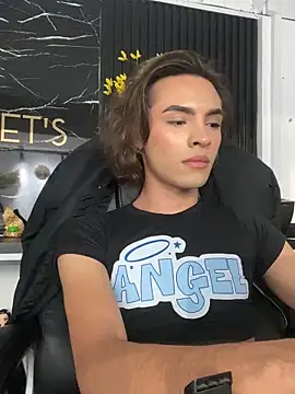 miss Ari online show from March 14, 12:10 am