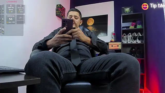 Marcos garcias online show from June 2, 5:42 am