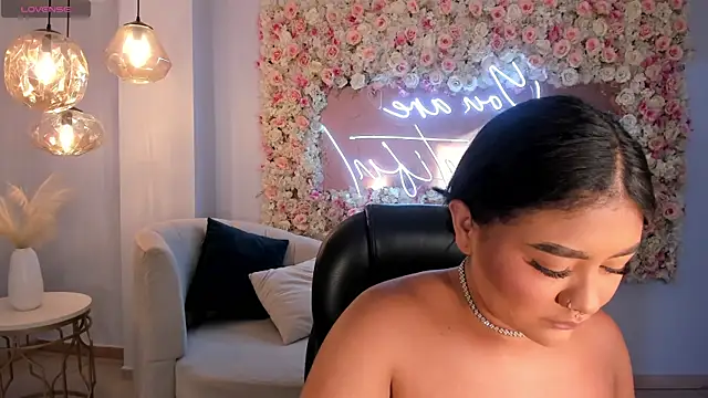 GabriellaLee online show from October 6, 12:08 am