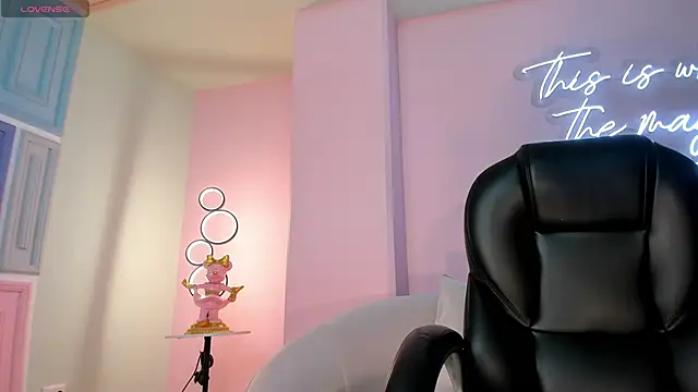 GabriellaLee online show from October 9, 2:42 am