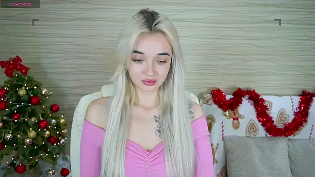Ashley S online show from December 12, 2:15 am