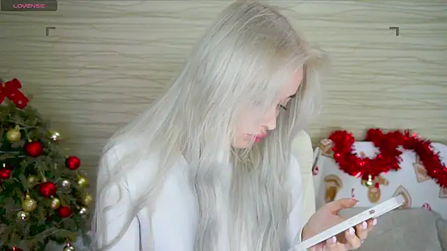 Ashley S online show from December 30, 11:06 pm
