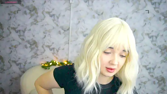 Ashley S online show from June 6, 10:25 pm