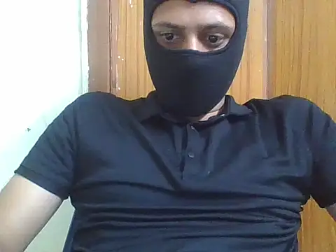 AuntyLover BhabhiLover  online show from February 5, 5:09 pm