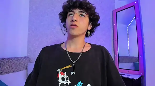 Kerverr  online show from January 24, 10:51 pm