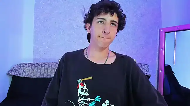 Kerverr  online show from March 19, 12:15 am