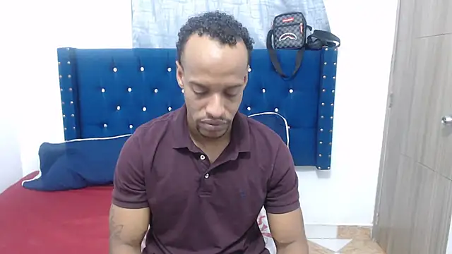 Snapshot of Salomon_koude chatting on February 2, 3:49 pm Salomon koude online show from February 2, 3:49 pm