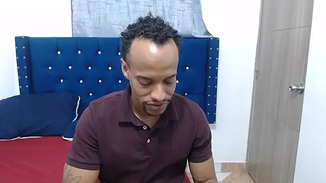 Snapshot of Salomon_koude chatting on February 3, 1:52 am Salomon koude online show from February 3, 1:52 am
