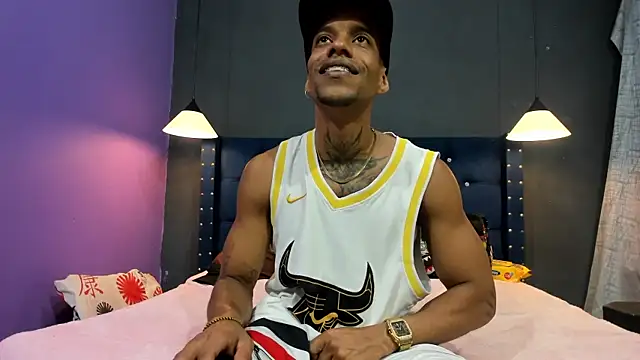 Salomon koude online show from October 8, 8:28 pm