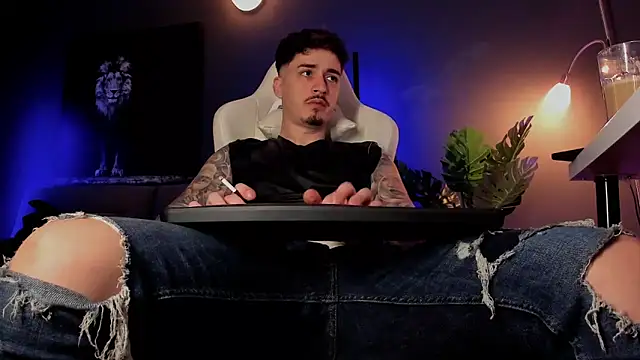 uptomatty online show from May 9, 7:46 am