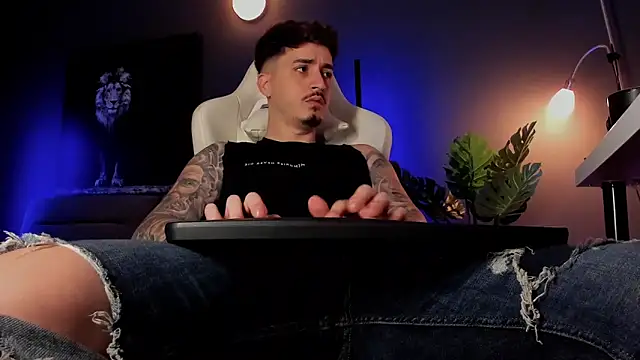 uptomatty online show from May 30, 6:54 am