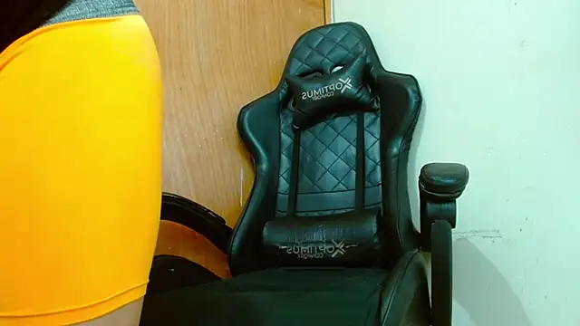 Danyer33 online show from March 18, 6:36 am