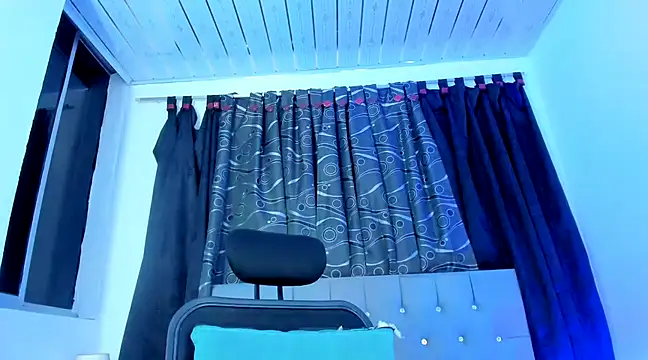 nova sex01 online show from December 3, 10:17 am