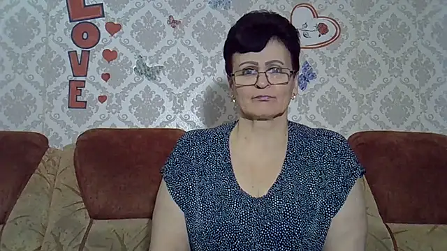 PaulaGolden online show from December 4, 7:39 am