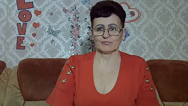 PaulaGolden online show from May 26, 7:21 pm