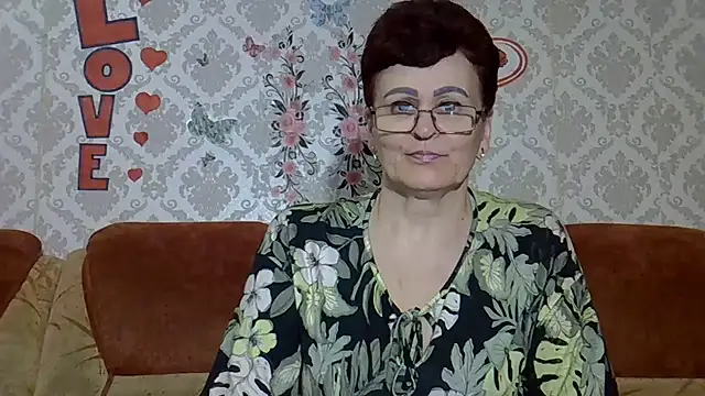 PaulaGolden online show from July 4, 7:20 pm