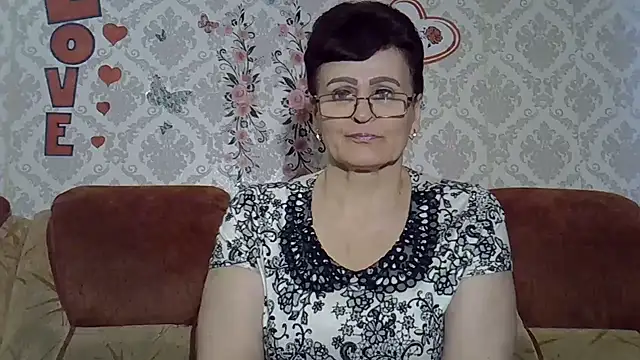 PaulaGolden online show from July 8, 5:39 pm