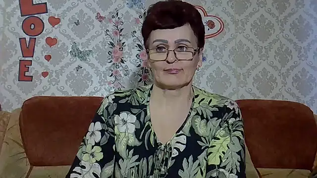 PaulaGolden online show from July 15, 5:40 pm
