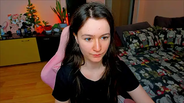 Snapshot of ameli_moon chatting on February 28, 2:07 pm ameli moon online show from February 28, 2:07 pm