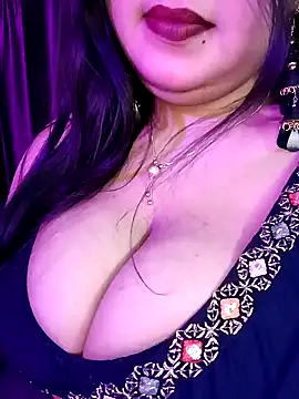 Snapshot of Suhanakhan00 chatting on February 2, 5:26 pm Suhanakhan00 online show from February 2, 5:26 pm