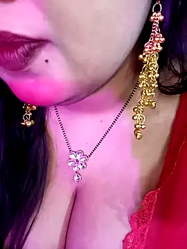 Suhanakhan00 online show from February 7, 7:12 am