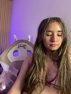Snapshot of Sophie_LS chatting on February 7, 6:56 am Sophie LS online show from February 7, 6:56 am