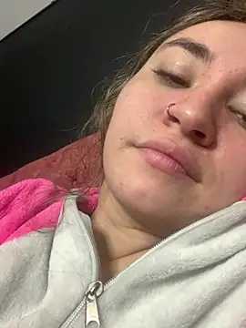Snapshot of Sophie_LS chatting on February 13, 5:48 am Sophie LS online show from February 13, 5:48 am