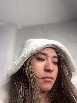 Snapshot of Sophie_LS chatting on February 16, 3:58 am Sophie LS online show from February 16, 3:58 am