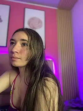 Snapshot of Sophie_LS chatting on March 7, 5:51 am Sophie LS online show from March 7, 5:51 am