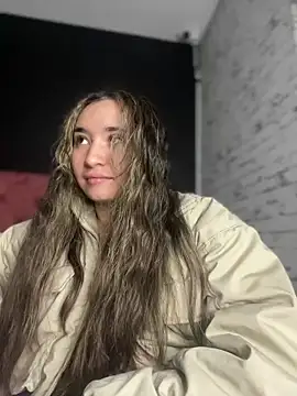 Snapshot of Sophie_LS chatting on March 9, 7:45 am Sophie LS online show from March 9, 7:45 am