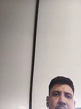 Snapshot of jeeva9242 chatting on July 13, 8:39 am jeeva9242 online show from July 13, 8:39 am