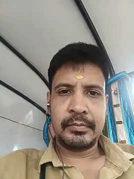 Snapshot of jeeva9242 chatting on July 23, 4:32 am jeeva9242 online show from July 23, 4:32 am