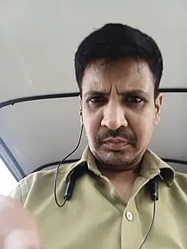 Snapshot of jeeva9242 chatting on August 4, 4:04 am jeeva9242 online show from August 4, 4:04 am