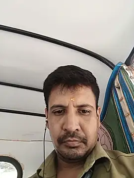 Snapshot of jeeva9242 chatting on August 5, 8:06 am jeeva9242 online show from August 5, 8:06 am