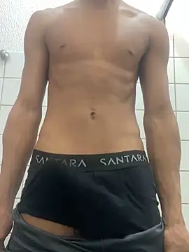 delas00987 online show from March 28, 4:17 pm