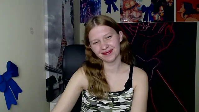 Snapshot of StellaCRL chatting on April 1, 1:41 pm StellaCRL online show from April 1, 1:41 pm