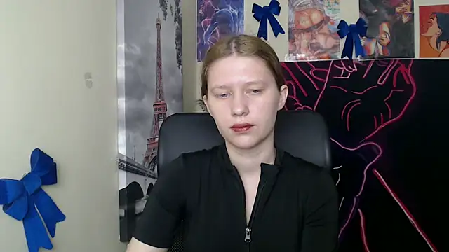Snapshot of StellaCRL chatting on April 2, 12:25 pm StellaCRL online show from April 2, 12:25 pm