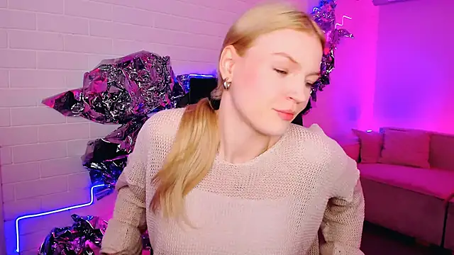 Snapshot of GraceGlamour chatting on December 22, 5:12 am GraceGlamour online show from December 22, 5:12 am
