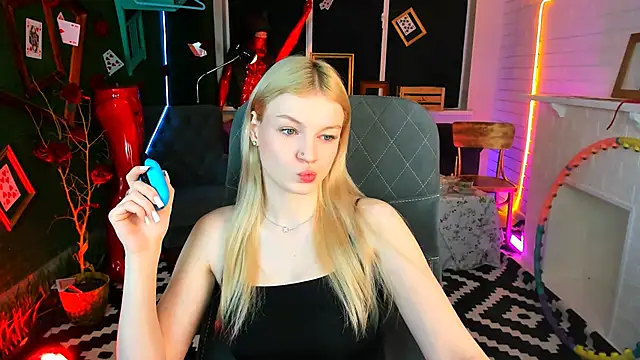Snapshot of GraceGlamour chatting on January 9, 5:34 am GraceGlamour online show from January 9, 5:34 am