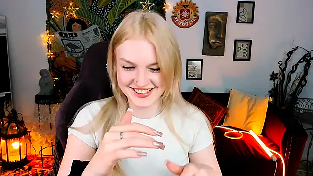 Snapshot of GraceGlamour chatting on January 15, 8:09 am GraceGlamour online show from January 15, 8:09 am