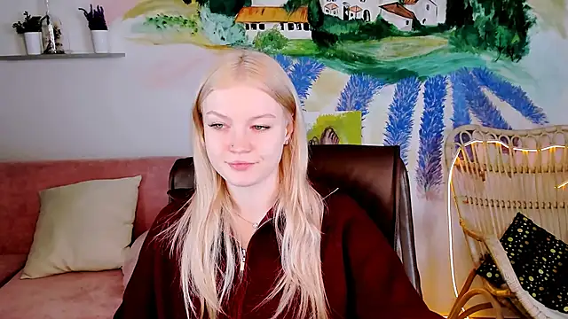 Snapshot of GraceGlamour chatting on January 18, 5:20 am GraceGlamour online show from January 18, 5:20 am