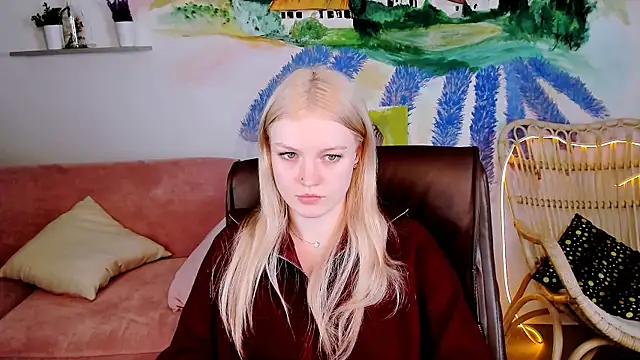 Snapshot of GraceGlamour chatting on January 18, 11:32 am GraceGlamour online show from January 18, 11:32 am