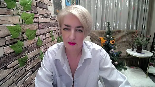 Hot Girl87 online show from December 21, 3:53 pm