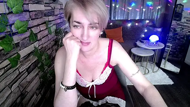 Hot Girl87 online show from January 21, 12:15 am