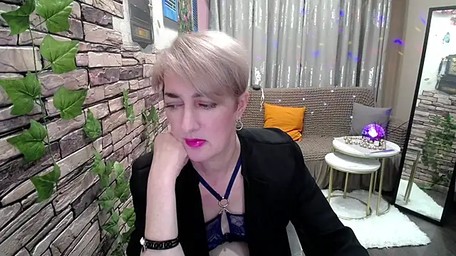 Hot Girl87 online show from January 22, 3:29 pm