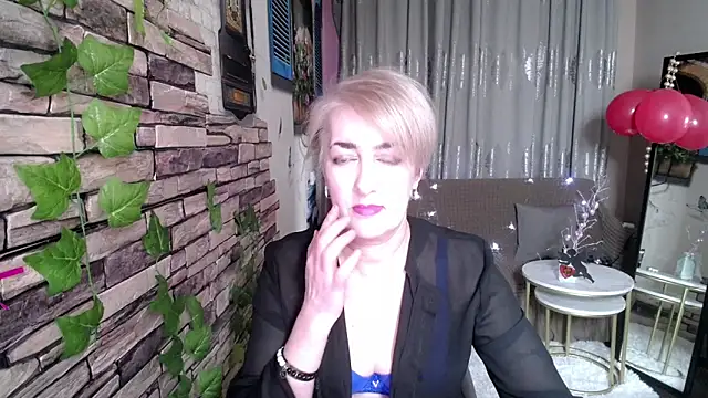 Hot Girl87 online show from February 18, 3:54 pm