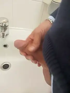 ptrz990 online show from January 9, 3:26 pm