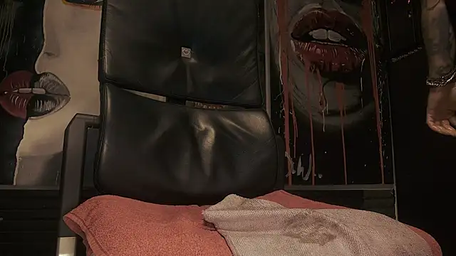 dani4334 online show from September 29, 7:51 pm