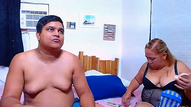 lucasandSofi online show from May 24, 6:24 pm