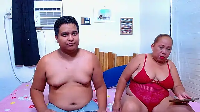lucasandSofi online show from May 27, 10:40 pm
